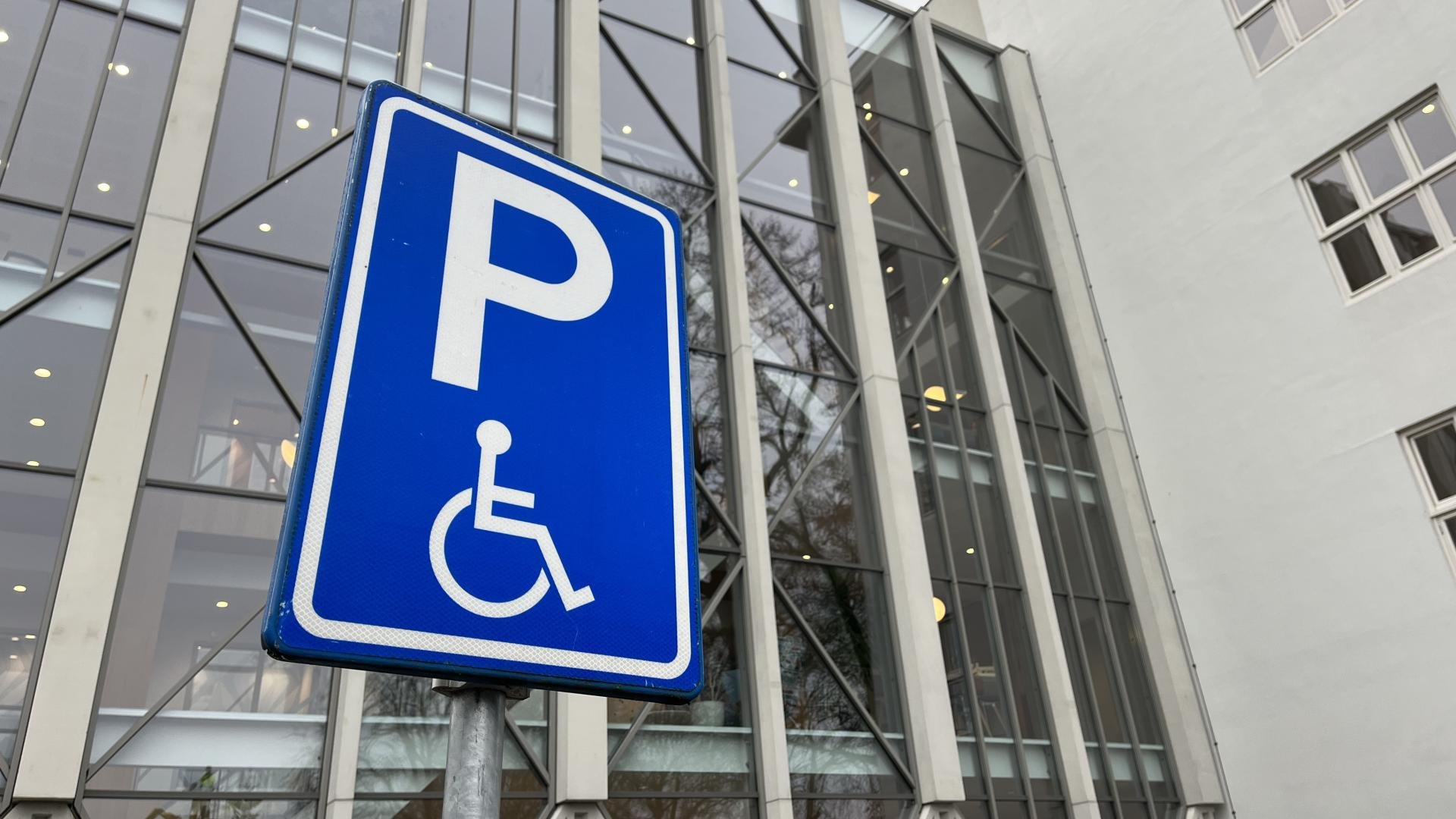 Bord gehandicaptenparkeerplaats